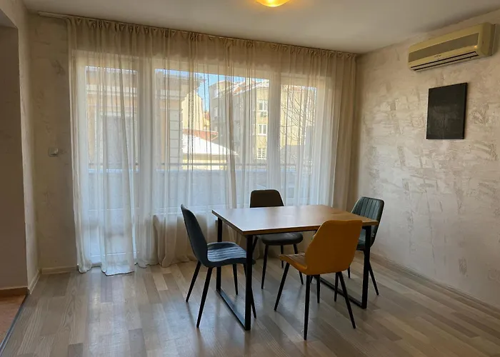 Parchevich 31 Center Apartment - 24H Self Check-In